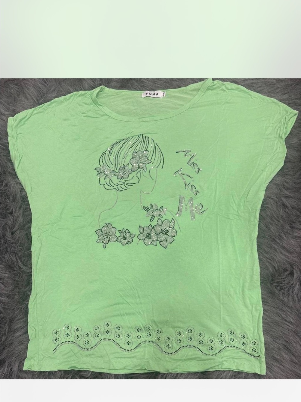 Yuna Mint Green Short Sleeve Tee with Floral Rhinestone Motif